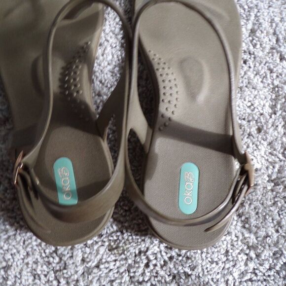 Oka B carson t strap sandal  10 MADE IN USA - Picture 7 of 9